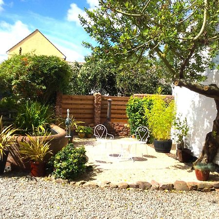 Steps Farmhouse B&B Minehead Esterno foto