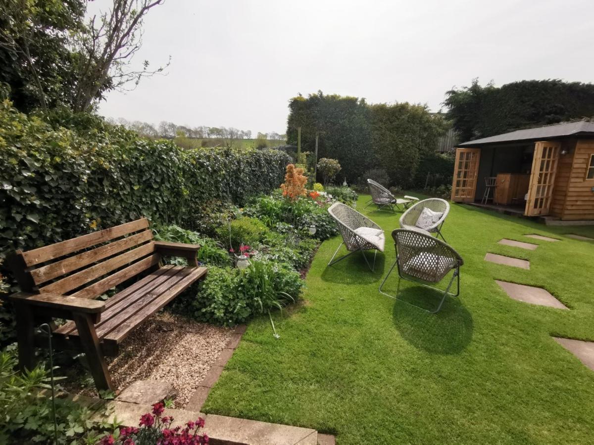 Steps Farmhouse B&B Minehead Esterno foto